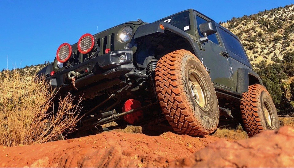 Jeep Rock Crawling Lucerne Valley Desert